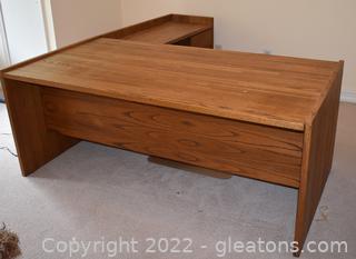 Executive Office Concepts Oak L Shape Desk / UPSTAIRS AND HEAVY HEAVY 